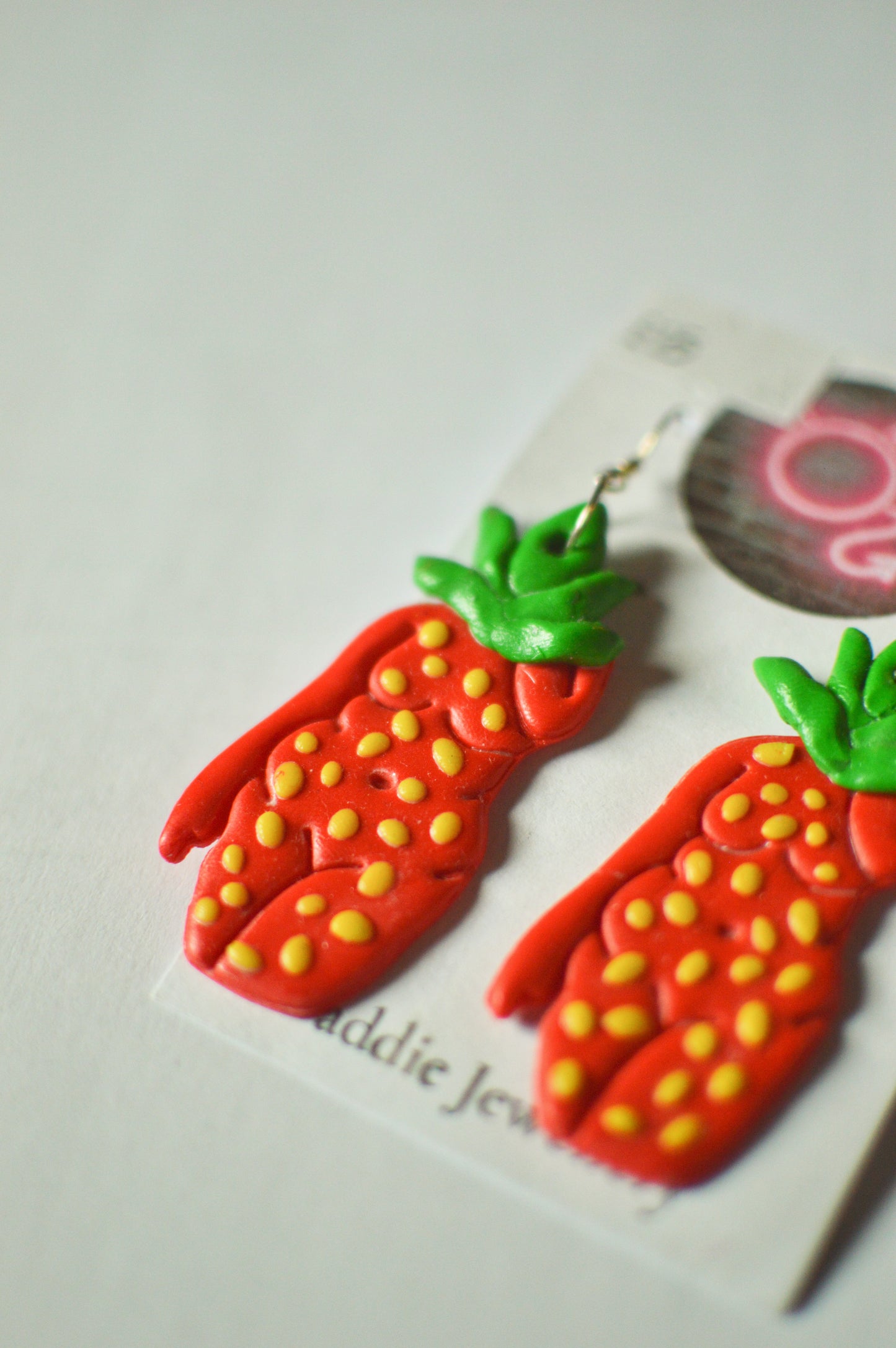 Strawberry Curvy Body Earrings