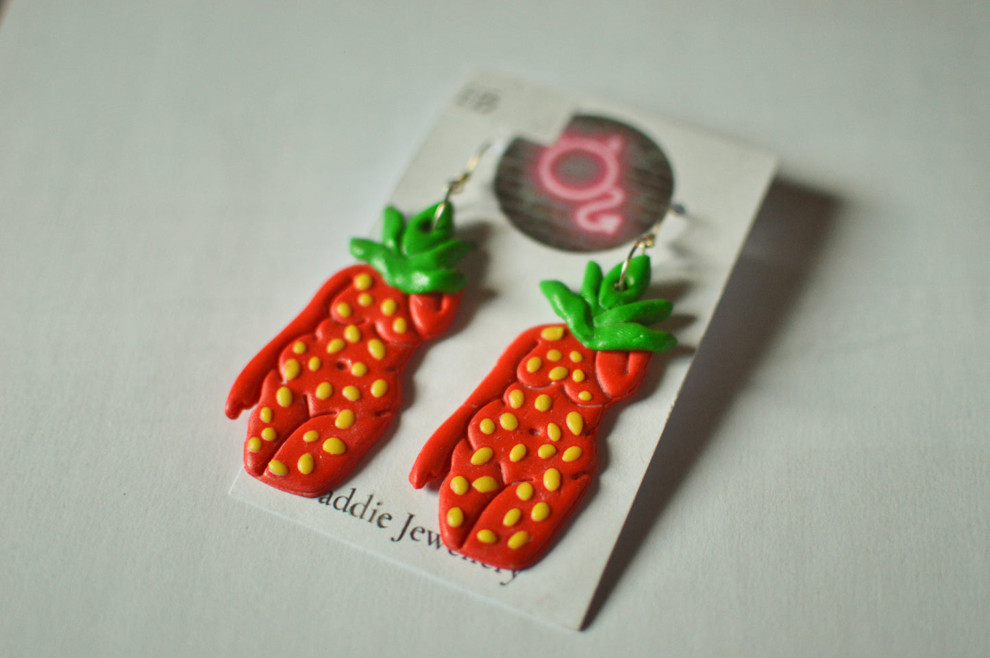 Strawberry Curvy Body Earrings